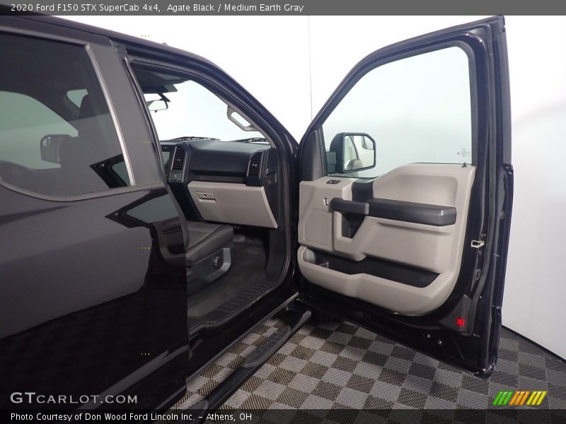 Door Panel of 2020 F150 STX SuperCab 4x4