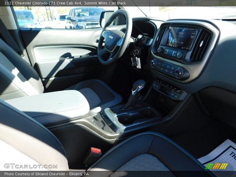 Summit White / Jet Black 2022 Chevrolet Colorado Z71 Crew Cab 4x4