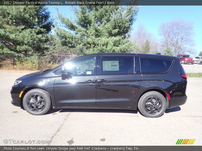 Brilliant Black Crystal Pearl / Black 2022 Chrysler Pacifica Hybrid Touring L