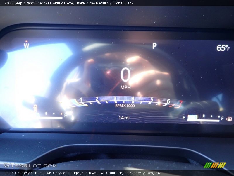 Baltic Gray Metallic / Global Black 2023 Jeep Grand Cherokee Altitude 4x4