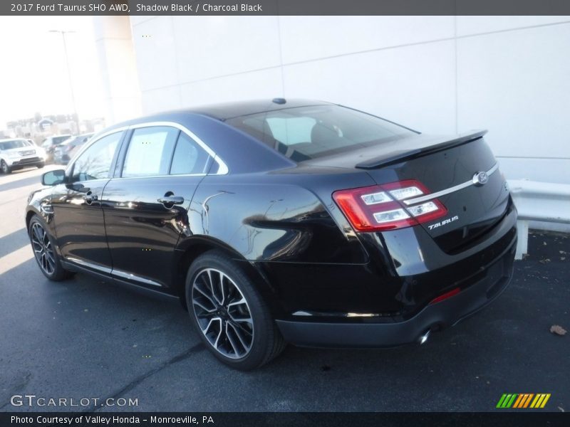 Shadow Black / Charcoal Black 2017 Ford Taurus SHO AWD