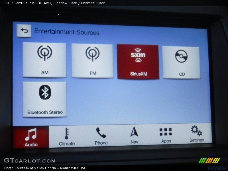 Shadow Black / Charcoal Black 2017 Ford Taurus SHO AWD