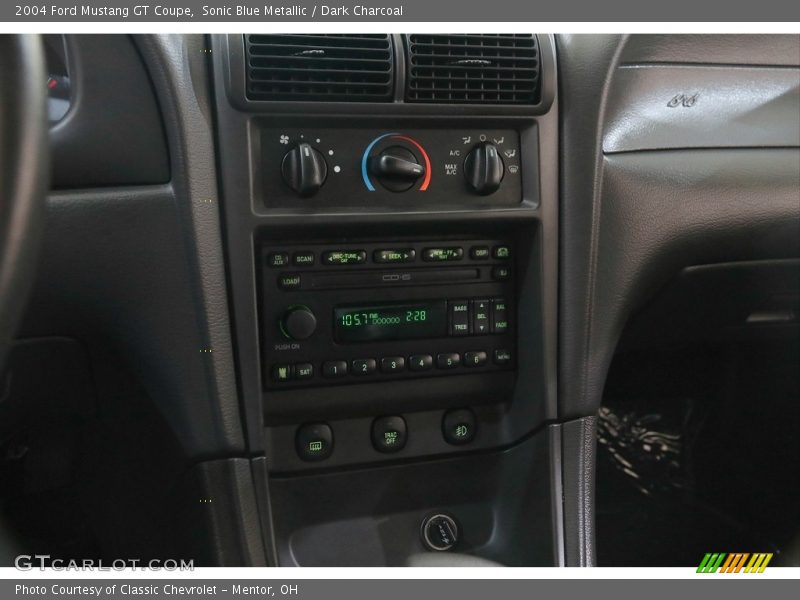 Sonic Blue Metallic / Dark Charcoal 2004 Ford Mustang GT Coupe