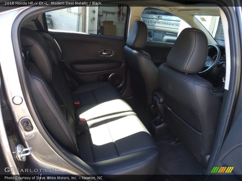 Modern Steel Metallic / Black 2018 Honda HR-V EX-L
