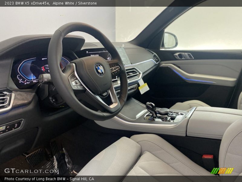 Front Seat of 2023 X5 xDrive45e