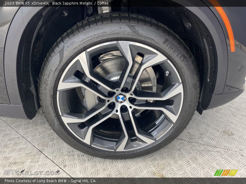 Black Sapphire Metallic / Coffee 2023 BMW X5 xDrive40i