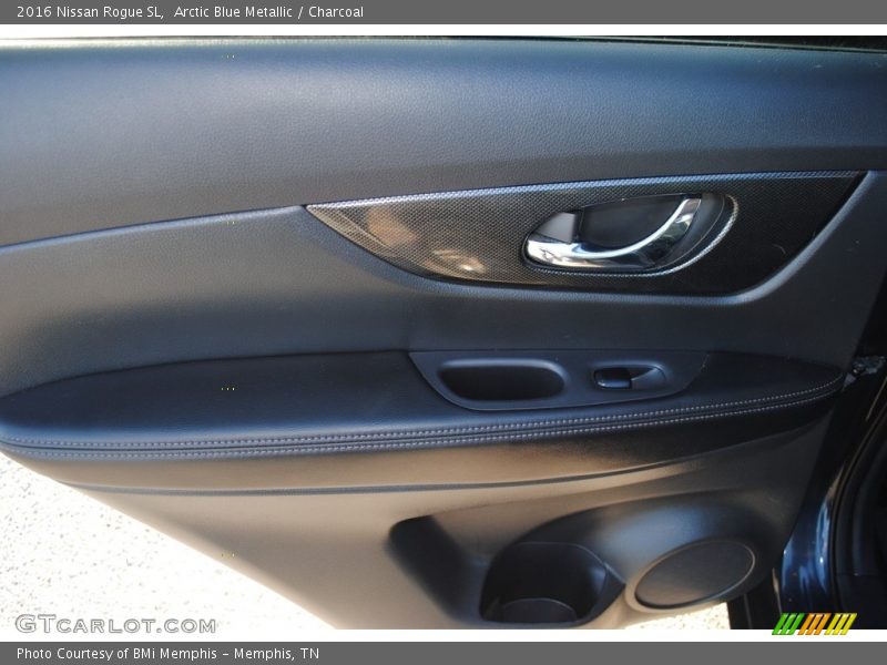 Arctic Blue Metallic / Charcoal 2016 Nissan Rogue SL