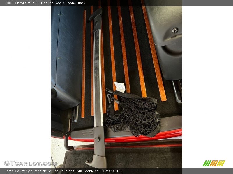 Redline Red / Ebony Black 2005 Chevrolet SSR