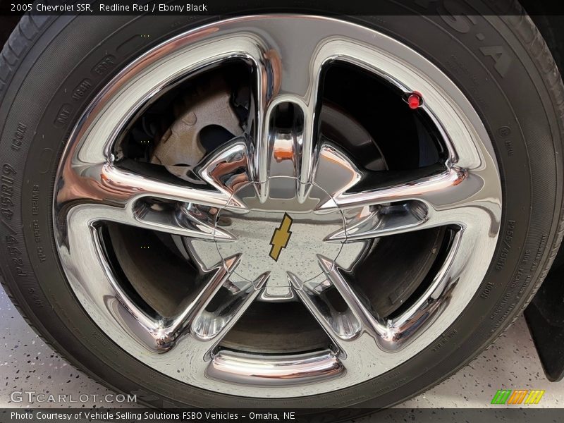Redline Red / Ebony Black 2005 Chevrolet SSR
