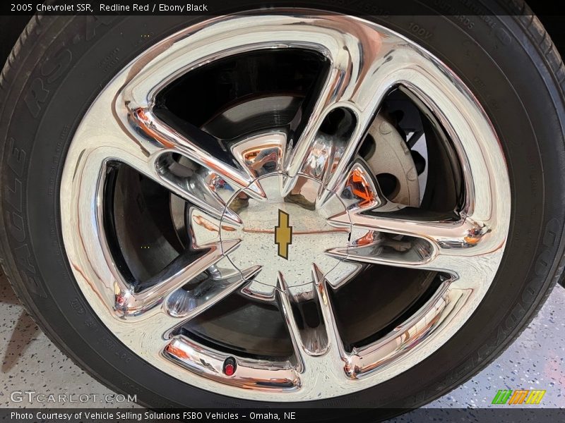 Redline Red / Ebony Black 2005 Chevrolet SSR