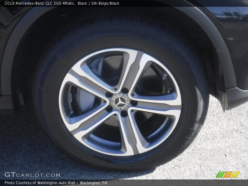 Black / Silk Beige/Black 2019 Mercedes-Benz GLC 300 4Matic