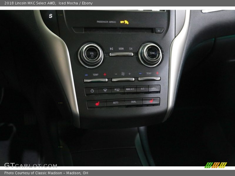 Controls of 2018 MKC Select AWD