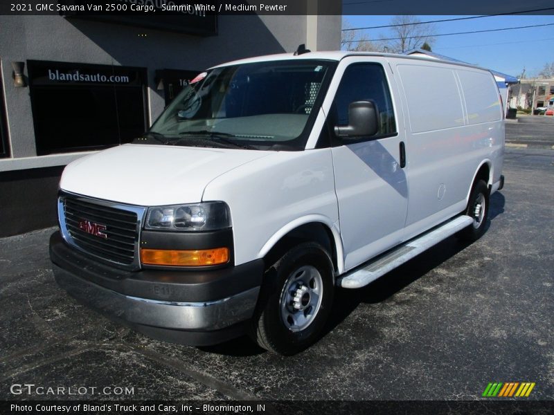 Summit White / Medium Pewter 2021 GMC Savana Van 2500 Cargo