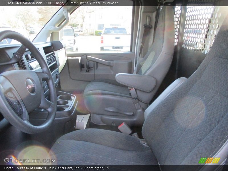 Summit White / Medium Pewter 2021 GMC Savana Van 2500 Cargo
