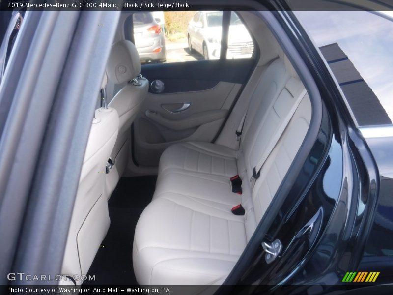 Black / Silk Beige/Black 2019 Mercedes-Benz GLC 300 4Matic