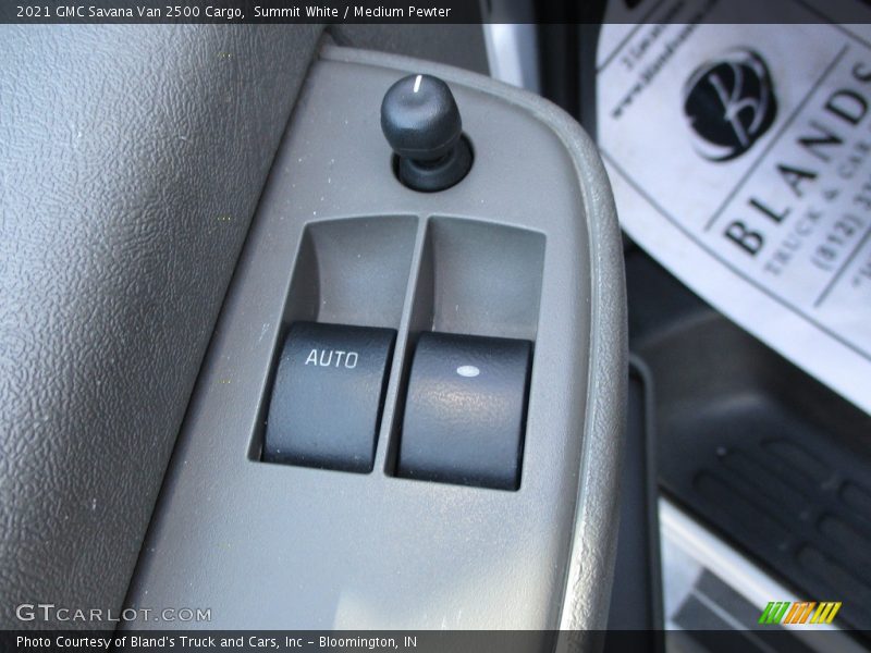 Summit White / Medium Pewter 2021 GMC Savana Van 2500 Cargo