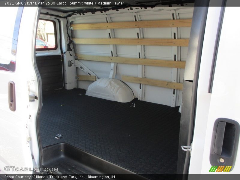 Summit White / Medium Pewter 2021 GMC Savana Van 2500 Cargo