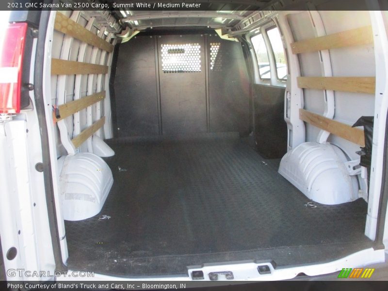 Summit White / Medium Pewter 2021 GMC Savana Van 2500 Cargo