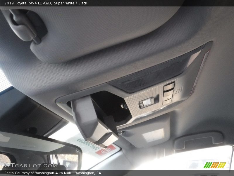 Super White / Black 2019 Toyota RAV4 LE AWD