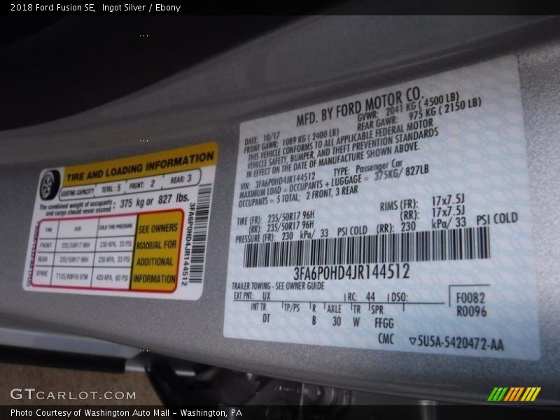 Ingot Silver / Ebony 2018 Ford Fusion SE