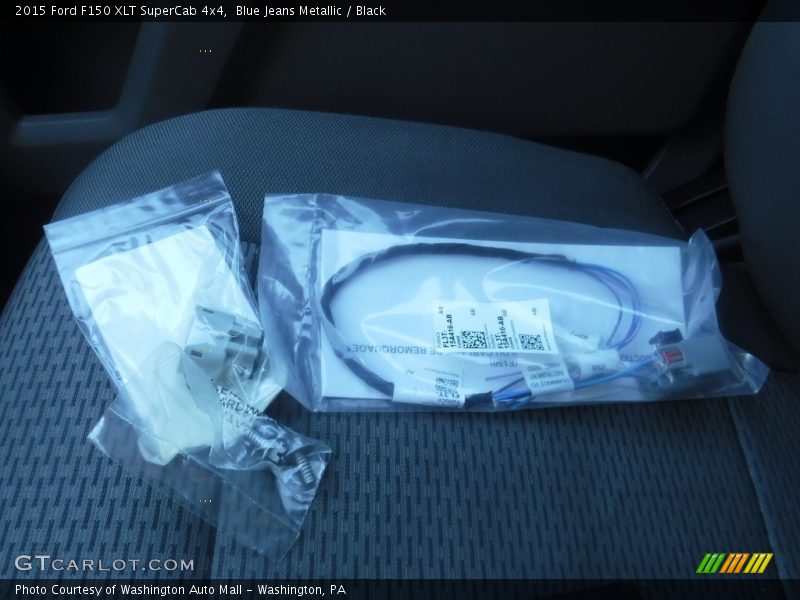 Blue Jeans Metallic / Black 2015 Ford F150 XLT SuperCab 4x4