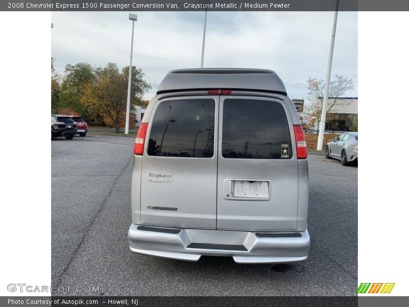 Graystone Metallic / Medium Pewter 2008 Chevrolet Express 1500 Passenger Conversion Van