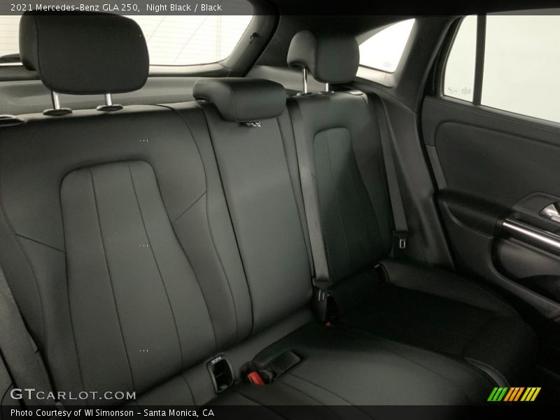 Night Black / Black 2021 Mercedes-Benz GLA 250