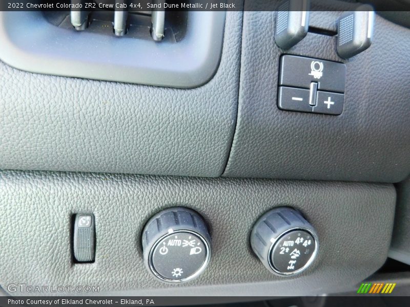 Controls of 2022 Colorado ZR2 Crew Cab 4x4