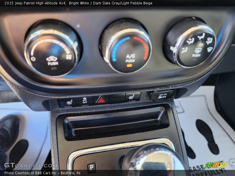 Bright White / Dark Slate Gray/Light Pebble Beige 2015 Jeep Patriot High Altitude 4x4