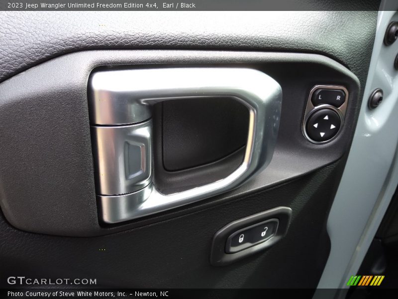 Earl / Black 2023 Jeep Wrangler Unlimited Freedom Edition 4x4