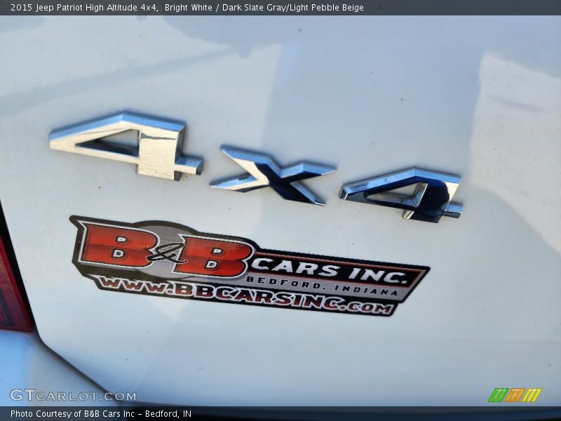 Bright White / Dark Slate Gray/Light Pebble Beige 2015 Jeep Patriot High Altitude 4x4