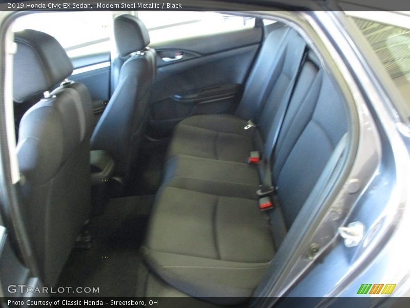 Modern Steel Metallic / Black 2019 Honda Civic EX Sedan