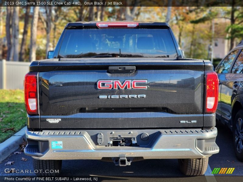 Onyx Black / Jet Black 2019 GMC Sierra 1500 SLE Crew Cab 4WD