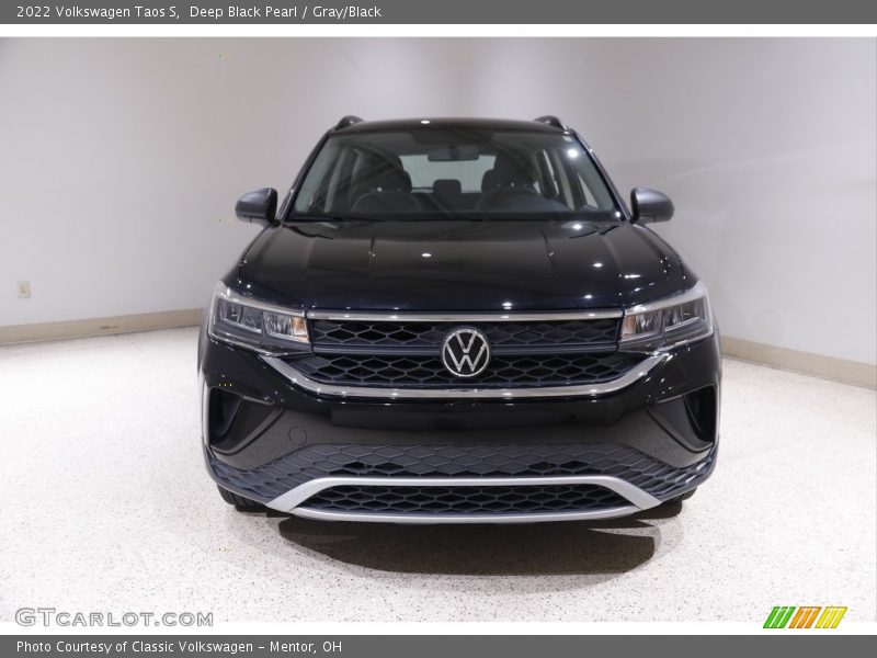 Deep Black Pearl / Gray/Black 2022 Volkswagen Taos S