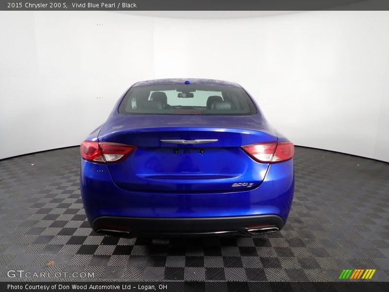 Vivid Blue Pearl / Black 2015 Chrysler 200 S