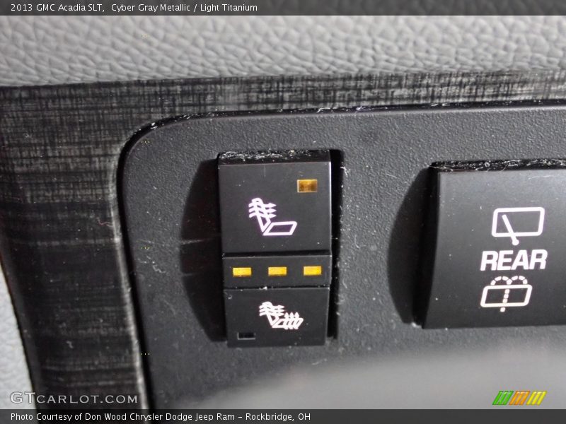 Cyber Gray Metallic / Light Titanium 2013 GMC Acadia SLT