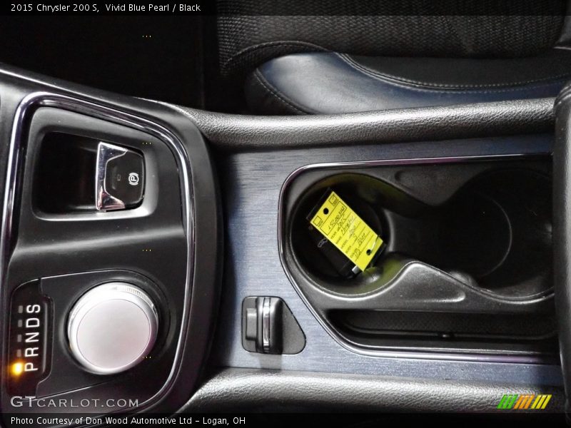 Vivid Blue Pearl / Black 2015 Chrysler 200 S