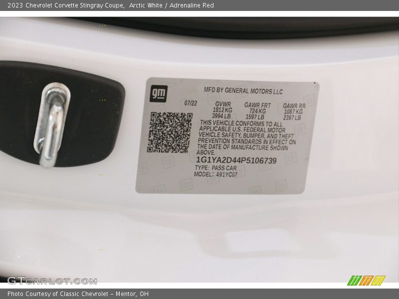Arctic White / Adrenaline Red 2023 Chevrolet Corvette Stingray Coupe