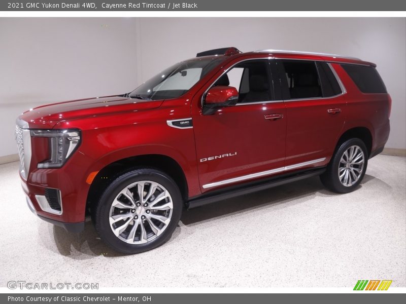 Cayenne Red Tintcoat / Jet Black 2021 GMC Yukon Denali 4WD