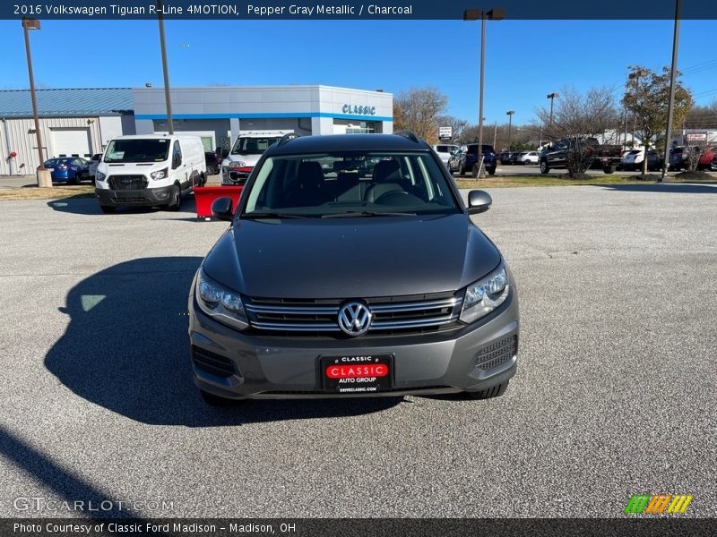 Pepper Gray Metallic / Charcoal 2016 Volkswagen Tiguan R-Line 4MOTION