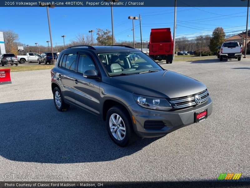 Pepper Gray Metallic / Charcoal 2016 Volkswagen Tiguan R-Line 4MOTION