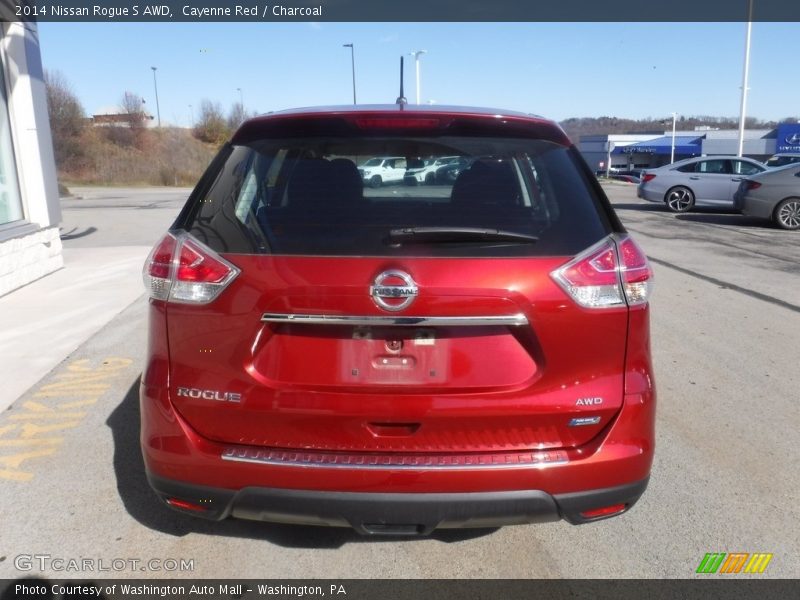 Cayenne Red / Charcoal 2014 Nissan Rogue S AWD