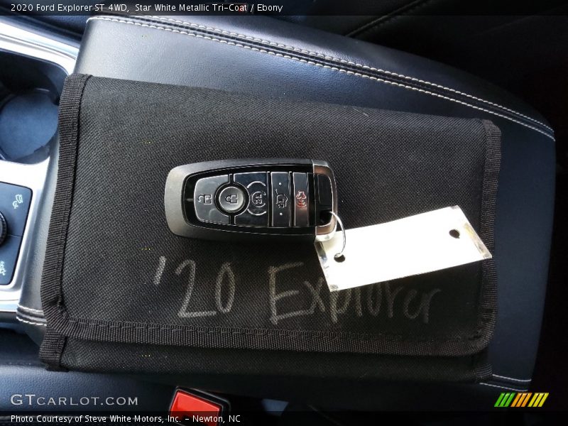 Star White Metallic Tri-Coat / Ebony 2020 Ford Explorer ST 4WD