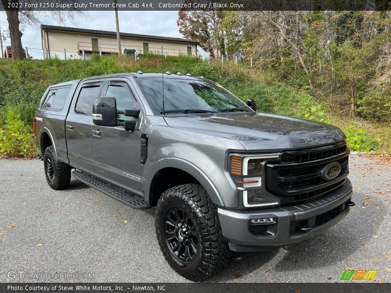 Front 3/4 View of 2022 F250 Super Duty Tremor Crew Cab 4x4