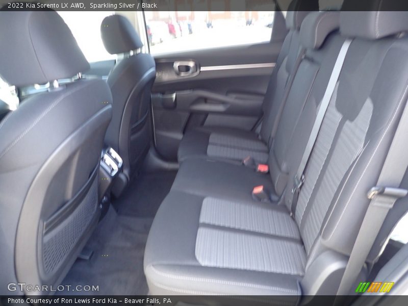 Sparkling Silver / Black 2022 Kia Sorento LX AWD