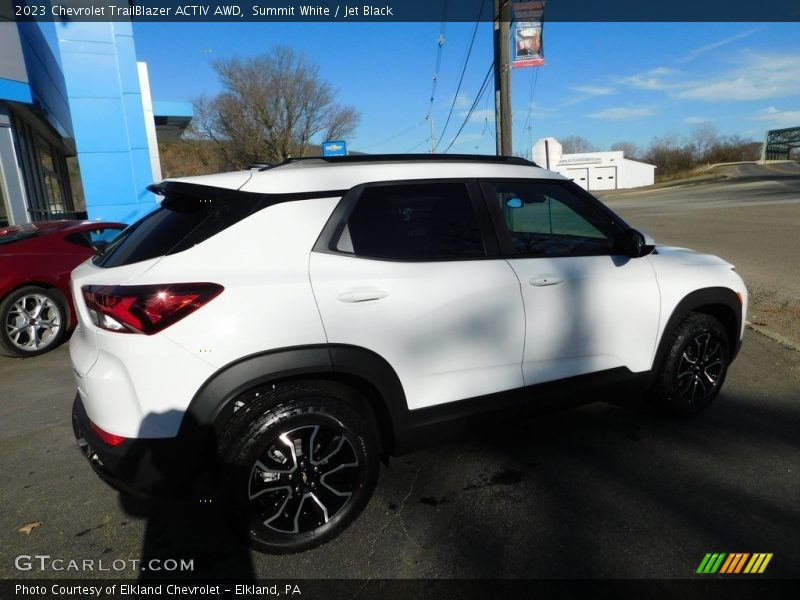 Summit White / Jet Black 2023 Chevrolet TrailBlazer ACTIV AWD