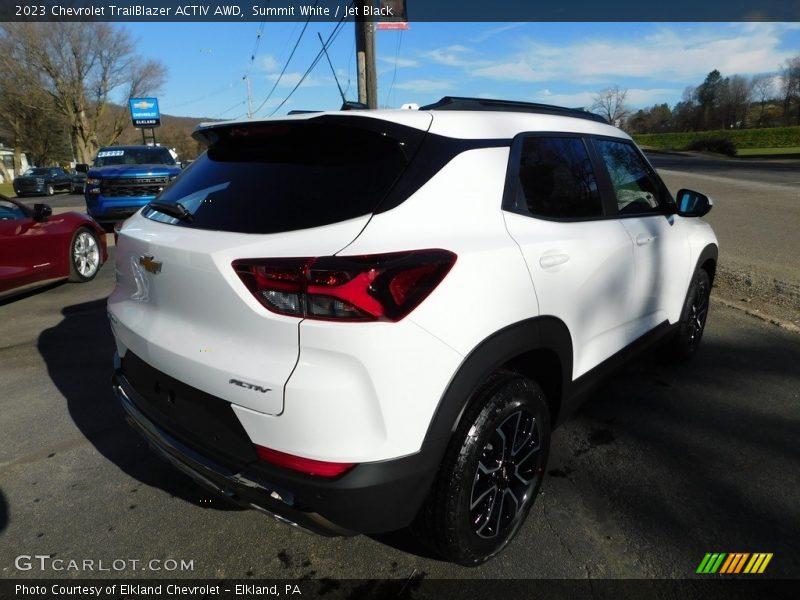 Summit White / Jet Black 2023 Chevrolet TrailBlazer ACTIV AWD
