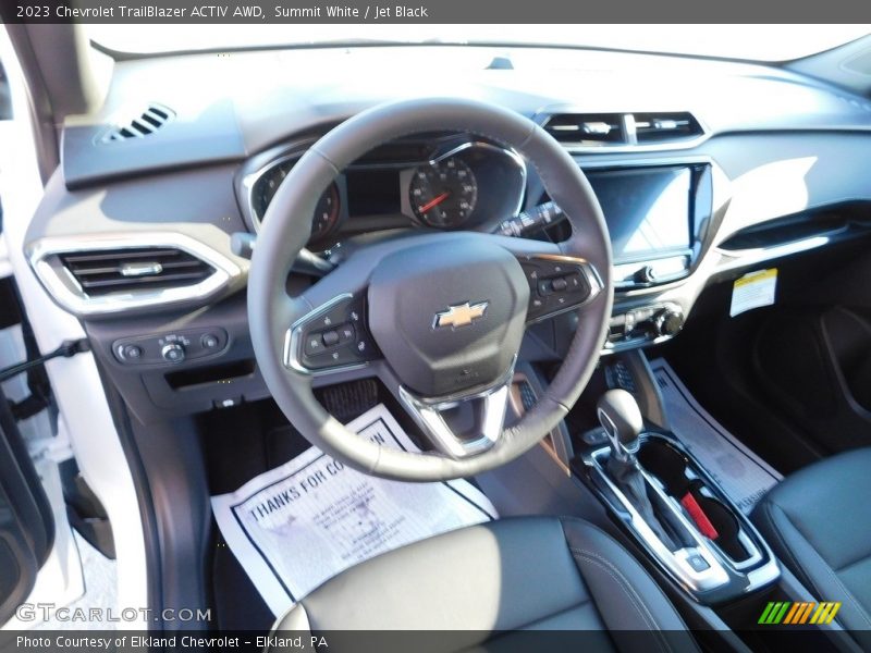 Summit White / Jet Black 2023 Chevrolet TrailBlazer ACTIV AWD
