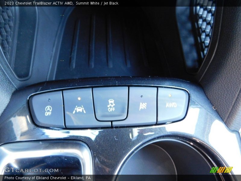 Summit White / Jet Black 2023 Chevrolet TrailBlazer ACTIV AWD
