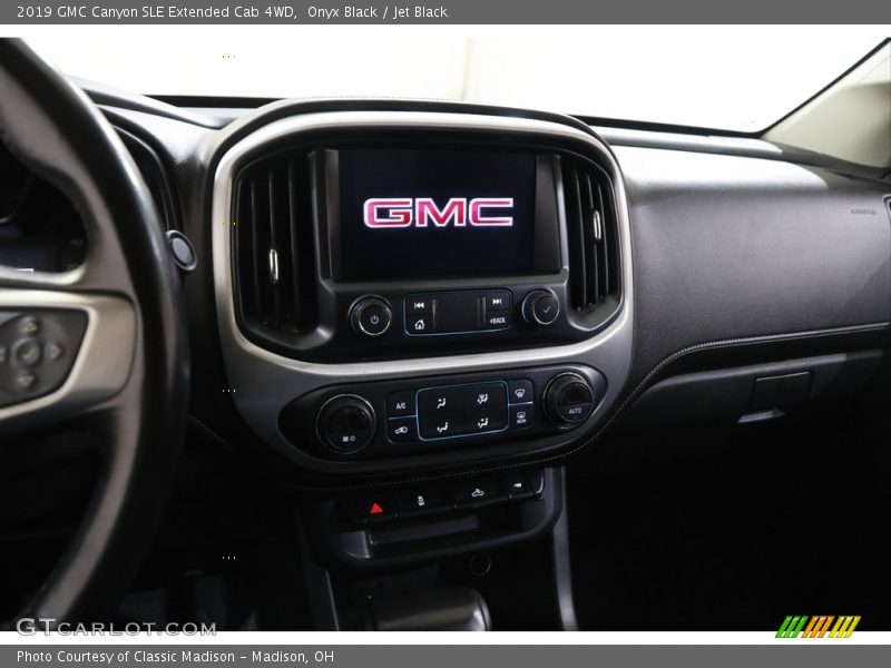 Onyx Black / Jet Black 2019 GMC Canyon SLE Extended Cab 4WD